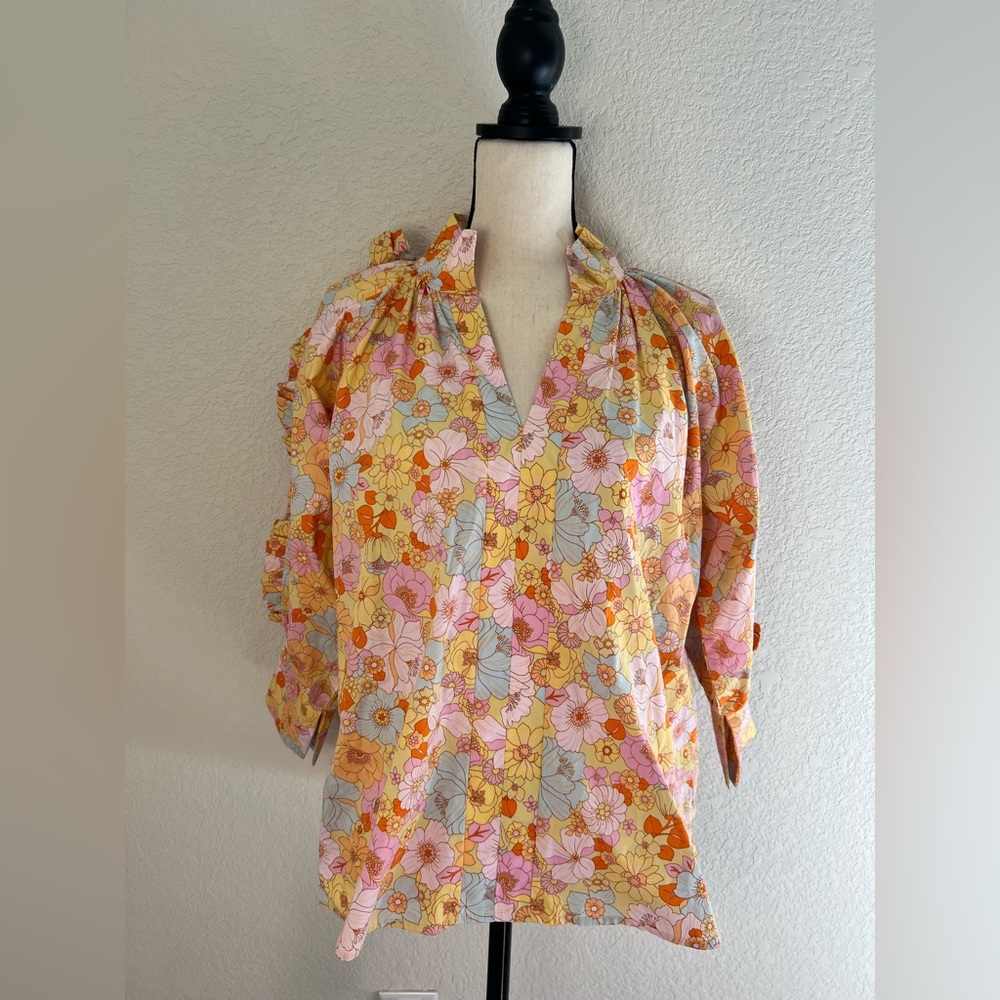 Karlie Floral Poplin Bright V-Neck Top Ruffle Sleeves Summer/Spring NWT